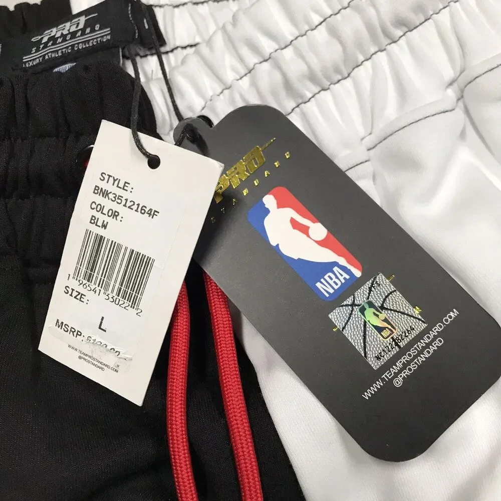 NWT PRO STANDARD NY Knicks Shorts Men L NBA Streetwear Patches Drawstring